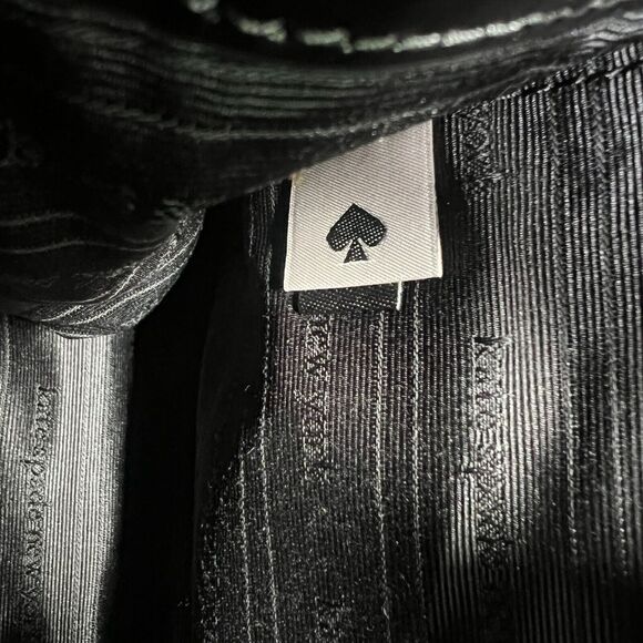 Kate Spade Sam Icon Intarsia Heart Faux Shearling Small Tote Pre-owned Excellent - Picture 11 of 12